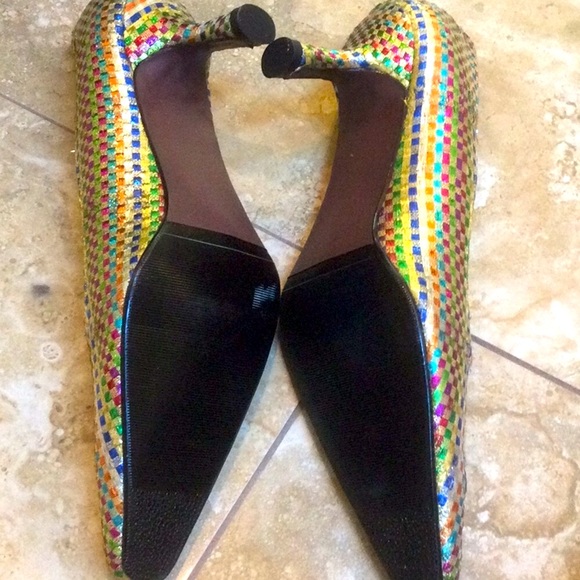 - Studio C fancy multicolored heels - Picture 5 of 6